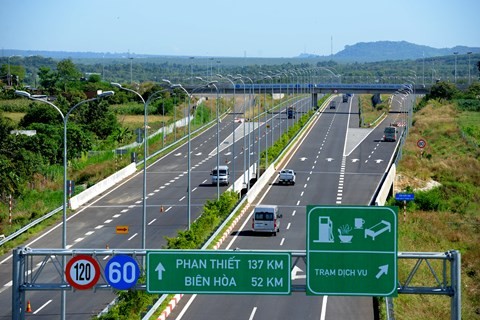 VEC đề xuất tăng phí trên đường cao tốc TP. Hồ Chí Minh – Long Thành – Dầu Giây - ảnh nguồn Báo Đầu tư.