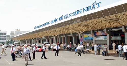 Chậm nâng cấp cải tạo dẫn đến quá tải tại sân bay Tân Sơn Nhất khiến nhiều chuyến bay bị chậm, hủy chuyến- ảnh nguồn Chinhphu.vn