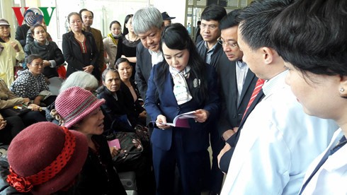 Bộ trưởng Y tế Nguyễn Thị Kim Tiến kiểm tra tại Bệnh viện K Trung ương - ảnh nguồn VOVnews