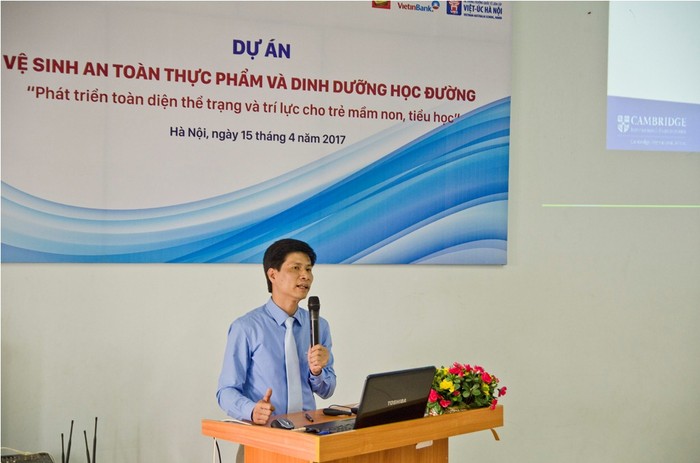 Ông Nguyễn Văn Tiến - Phó Hiệu trưởng Trường Quốc tế Việt - Úc Hà Nội -ảnh: Hoàng Lực.