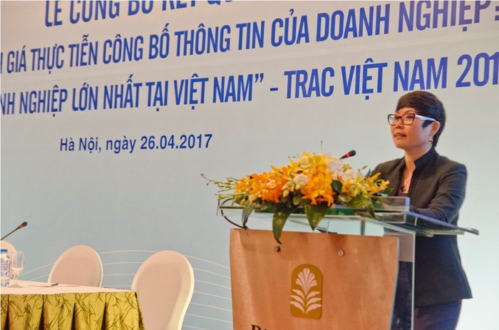 Bà Nguyễn Thị Kiều Viễn – Giám đốc Tổ chức Hướng tới minh bạch phát biểu tại lễ công bố - ảnh: H.Lực