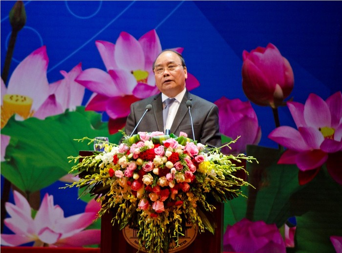 Thủ tướng Nguyễn Xuân Phúc phát biểu tổng kết Hội nghị Thủ tướng với doanh nghiệp năm 2017 với chủ đề “Đồng hành cùng doanh nghiệp” - ảnh: H.Lực.