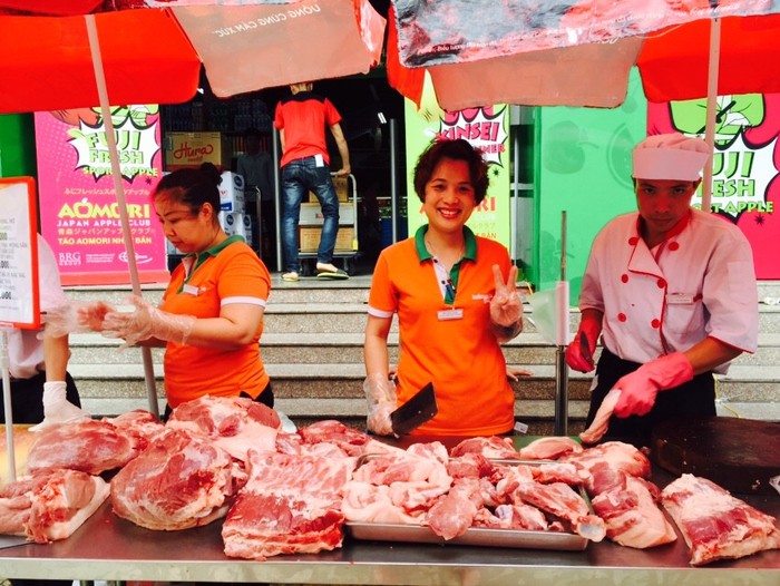 Tất cả thịt lợn được bán trong chương trình bán hàng chung tay tiêu thụ thịt lợn cùng bà con đều được kiểm dịch thú y.
