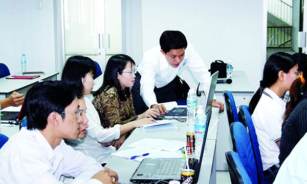 Đổi mới sáng tạo giúp Bảo hiểm xã hội Việt Nam hoàn thành vượt mức kế hoạch năm 2016 - ảnh nguồn Bảo hiểm xã hội Việt Nam
