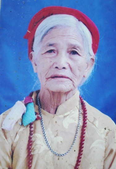 Năm nay, bà Đỗ Thị Dư đã gần 85 tuổi