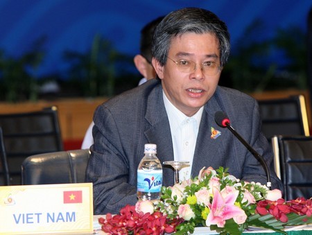 Thứ trưởng Bộ Ngoại giao Phạm Quang Vinh