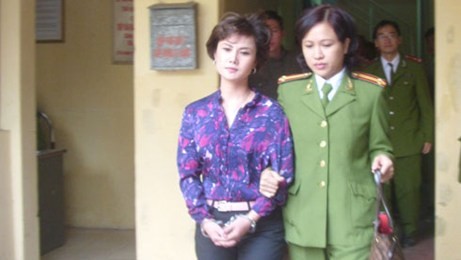 Bị can Nguyễn Hồng Hạnh - vợ sắp cưới của Ngô Văn Quảng (Ảnh: T.S)