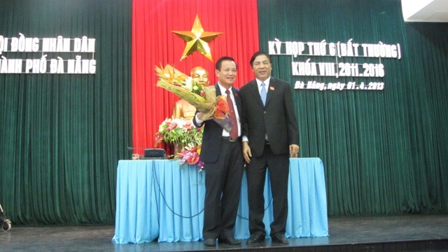 Ông Trần Thọ và người tiền nhiệm Nguyễn Bá Thanh (Ảnh; Trần Phan)