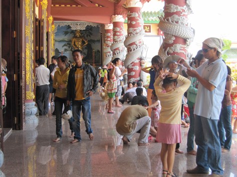 Thanh tra Sở VHTT&DL Đà Nẵng sẽ xử phạt nặng những khách sạn, các điểm dịch vụ vui chơi giải trí “chặt chém” du khách (Hình chỉ mang tính chất minh họa).