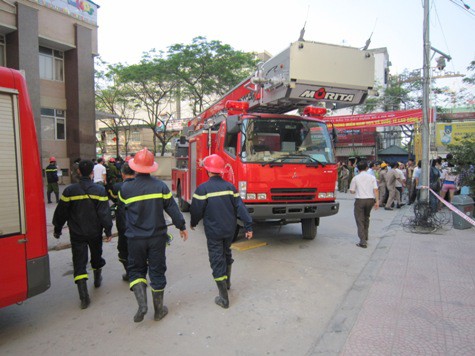 Một nữ sinh viên nước ngoài đang theo học tại Hà Nội đã bị ngất và được đưa đi cấp cứu.