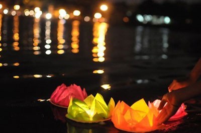 Hà Nội, TP.HCM đón mừng Đại lễ Phật đản 2012 ảnh 4