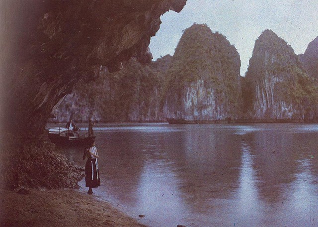 Chú thích của tác giả: Vịnh Hạ Long, 1915