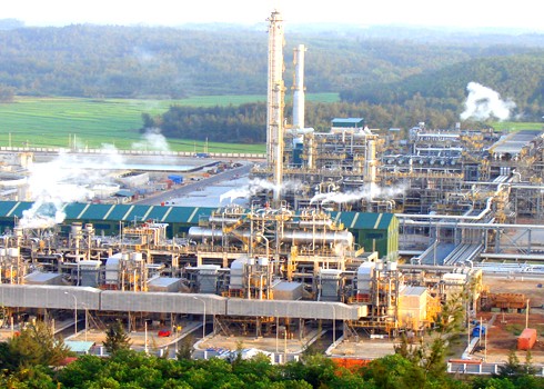 Nhà máy lọc dầu Dung Quất mới hoạt động trở lại từ đầu tháng 7. Ảnh: Trí Tín