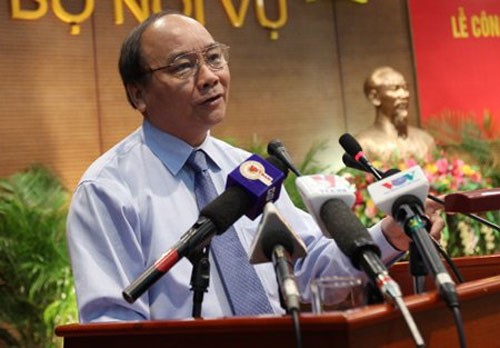 Phó Thủ tướng Nguyễn Xuân Phúc.