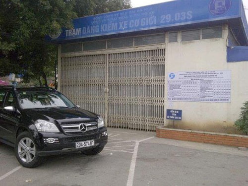Các trạm đăng kiểm ở Hà Nội đều đóng cửa trong ngày 1/1 (Ảnh chụp tại Trạm Đăng kiểm xe cơ giới 29.03S). Ảnh: NGUYỄN QUYẾT