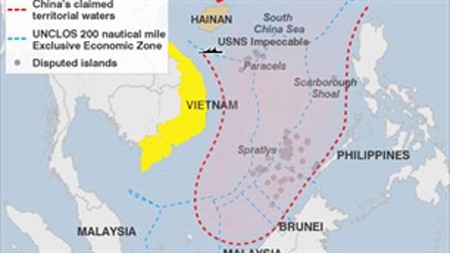 Philippines không nói rõ ràng về "đường chín đoạn" chính là muốn "đẩy bóng" sang bên Trung Quốc, lợi dụng vụ kiện này để buộc Trung Quốc làm rõ hoặc giải thích "nội hàm" của yêu sách của mình ở Biển Đông.