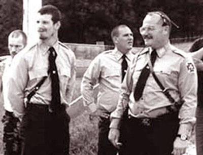 Các thành viên của Aryan Nations ở Idaho năm 1995.