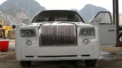 Chiếc Rolls-Royce Phantom tự chế tại Tĩnh Gia, Thanh Hóa.