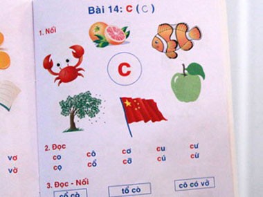 Sách Việt in cờ Trung Quốc: Sách liên kết - không sai mới lạ! ảnh 1