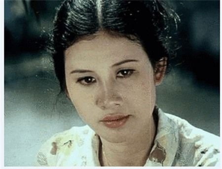 Sau bộ phim Cánh đồng hoang, Thúy An đã trở thành vợ của NSND Hồng Sến.