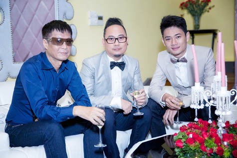 Đạo diễn Lê Hoàng là một trong những khách mời danh dự của buổi tiệc.