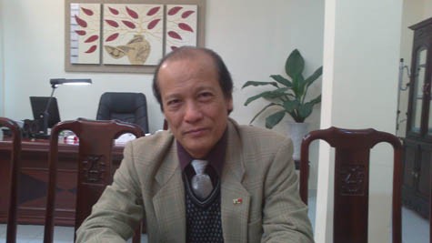 Giám đốc Nhà hát Kịch Việt Nam - ông Nguyễn Thế Vinh