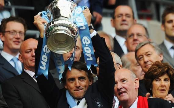 HLV Mancini giúp CLB Manchester City giành được danh hiệu FA Cup