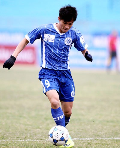 Công Vinh chưa chứng tỏ được nhiều trong màu áo CLB Hà Nội.