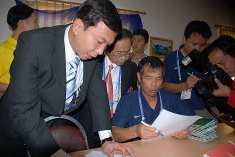 Ông Trần Quốc Tuấn (trái) ra đi, Ngô Lê Bằng (giữa) được xem là ứng cử viên sáng giá cho sự thay thế - Ảnh: Quốc An