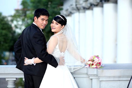 Ngắm bộ ảnh cưới lãng mạn của Quang Thanh – Thúy An.