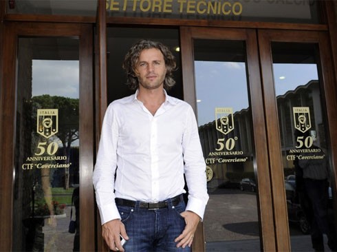 Cựu hậu vệ AS Roma và Inter, Francesco Colonnese.