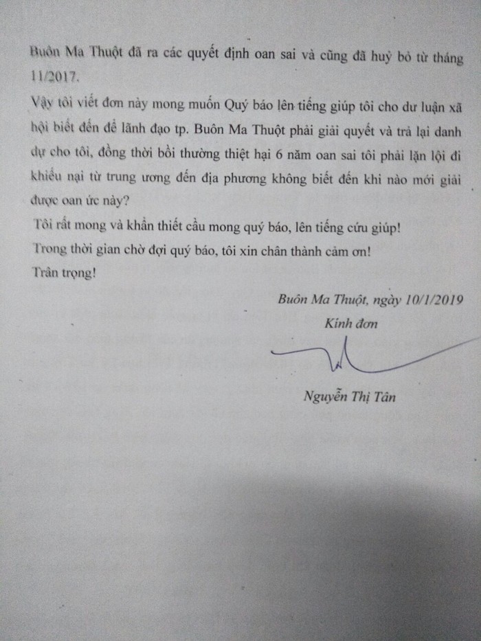 Đơn của cô giáo Tân Trường Tiểu học Lý Tự Trọng thành phố Buôn Ma Thuột gửi Báo Điện tử Giáo dục Việt Nam (cô giáo Tân cung cấp)