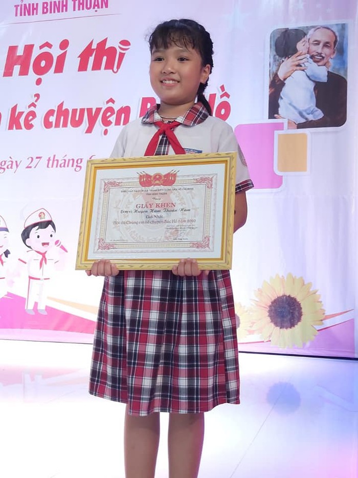 Dương Huỳnh Kim Ngân đạt giải nhất hội thi kể chuyện Bác Hồ tỉnh Bình Thuận (Ảnh nhân vật cung cấp)