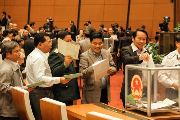 Theo ông Thuận, chỉ nên để 2 mức phiếu tín nhiệm (Ảnh minh họa: Infonet)