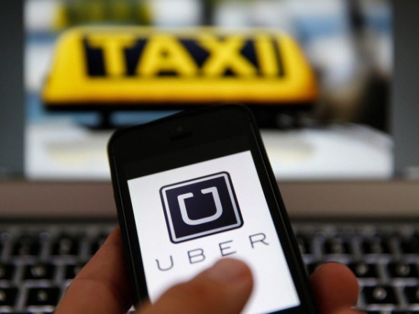 Dịch vụ taxi thông qua phần mềm ứng dụng Uber. (Ảnh: nypost.com)