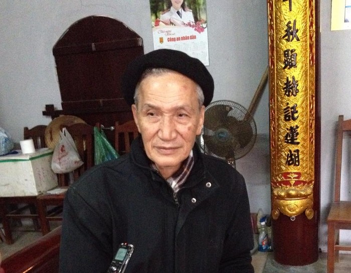 Ông Nguyễn Văn Tùng – Trưởng Ban quản lý di tích đền Voi Phục (Ảnh: Phong Nguyên)
