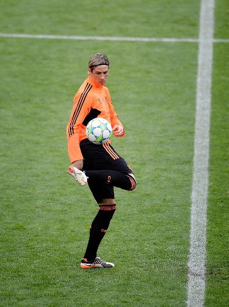 Fernando Torres có chuyến trở về quê nhà