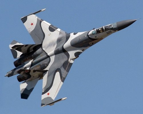 Máy bay tiêm kích Su-27 của Nga
