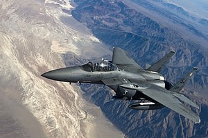 Máy bay chiến đấu Typhoon và F-15SE đang được Hàn Quốc xem xét mua cùng với F-15K