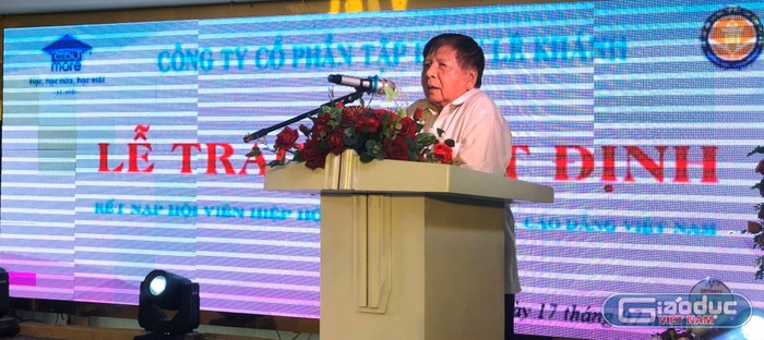 Phó giáo sư Trần Xuân Nhĩ phát biểu tại buổi họp báo (Ảnh:Nhật Minh)