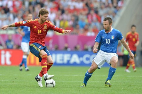 Suốt 92 năm, Tây Ban Nha vẫn chưa hạ gục được Italia trong thời gian chính thức ở các giải đấu lớn.