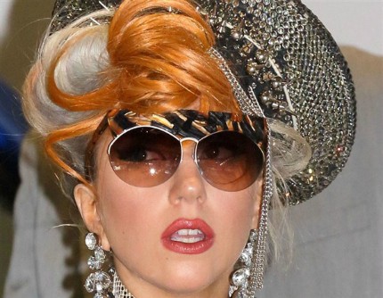 Thêm một cặp kính của Lady Gaga