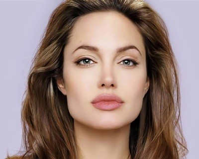 Marilyn Monroe và Angelina Jolie sẽ vĩnh viễn là biểu tượng sexy của mọi thời đại