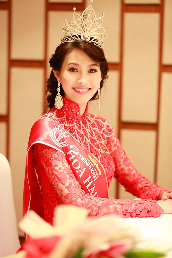 5. Hoa hậu Thu Thảo