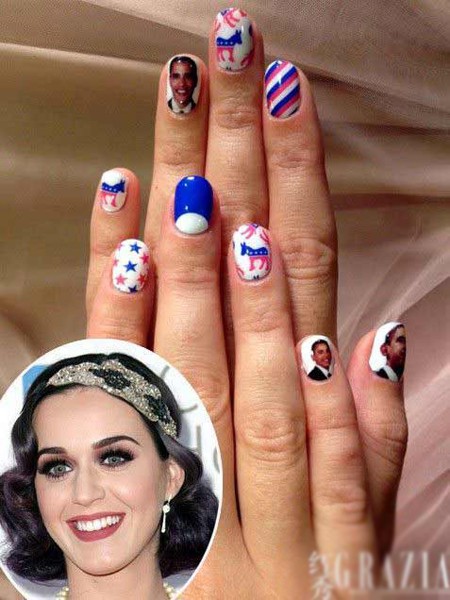 Katy Perry và bộ móng "nổi tiếng" ủng hộ tổng thống Obama.