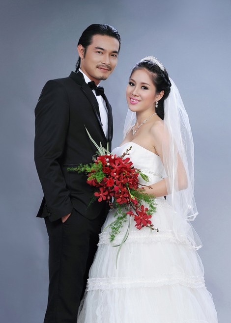 rong lễ cưới, cô dâu Lê Phương mập mạp với chiếc bụng bầu 3 tháng.