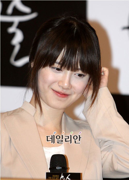 4. Thật khó tin rằng "Nàng Cỏ" Goo Hye Sun đã bước sang tuổi 29 nhưng vẫn lưu giữ được nét đẹp tự nhiên thuần khiết, sự trẻ trung