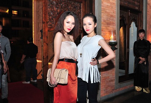 Cô em gái của Phương Linh sở hữu vẻ đẹp sắc xảo và thông minh giống hệt chị của mình