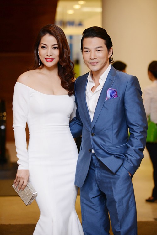 Được xem như một 'cặp đôi vàng' của showbiz Việt, sau 7 năm kết hôn, mỗi lần xuất hiện, vợ chồng Trương Ngọc Ánh - Trần Bảo Sơn vẫn luôn là tâm điểm chú ý