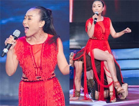 Đoan Trang Vóc dáng nhỏ nhắn nhưng cân đối, ca sĩ "chocolate" mang cá tính rất riêng và dành được tình cảm từ đông đảo khán giả yêu nhạc. Cô là một trong số ít ca sĩ Việt có làn da nâu tự nhiên.